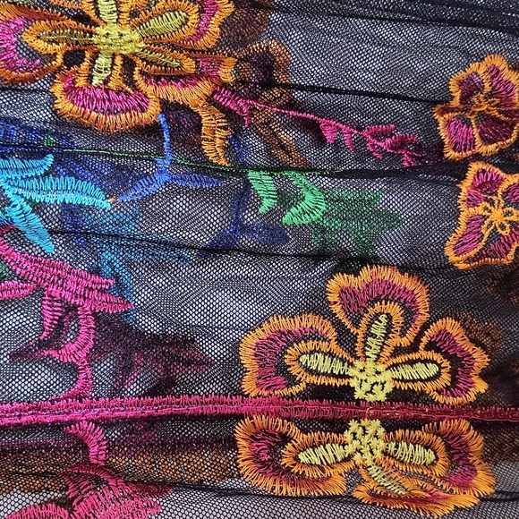 Colorful Embroidered Sheer Kimono - Picture 5 of 7